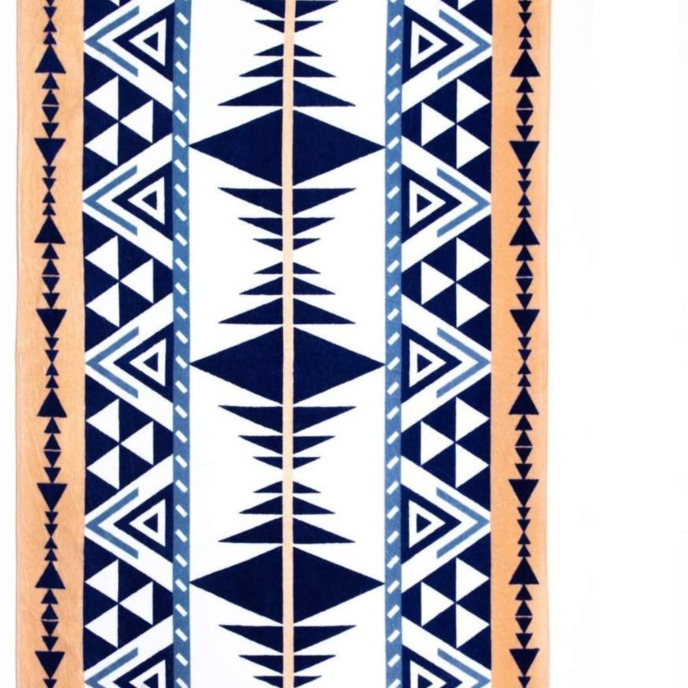 NWT Tofino Towel Maverick Geometric Instaworthy Fringed Beach Towel Boho New